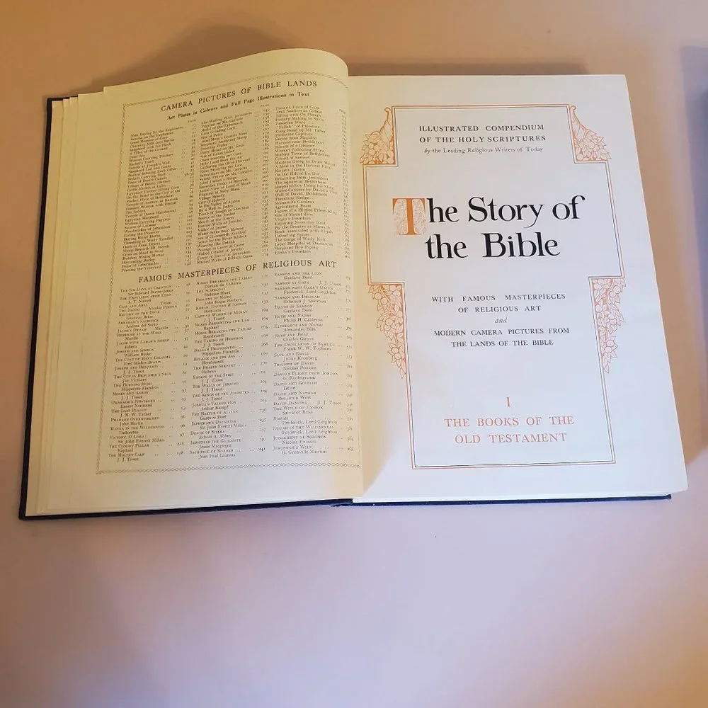 The Story Of The Bible Volumes 1 And 2 Waverley Book Co Staging‎ Decor Set